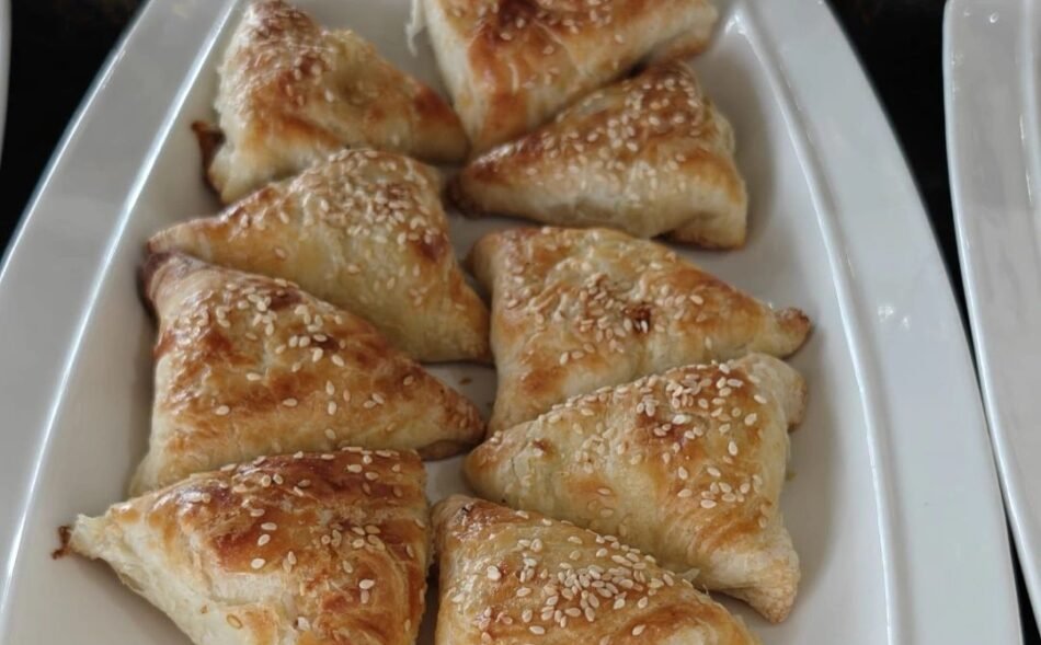 Uzbek Samsa vs Samosa: The Snack Battle You Never Saw Coming